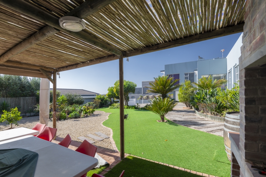 3 Bedroom Property for Sale in Myburgh Park Western Cape